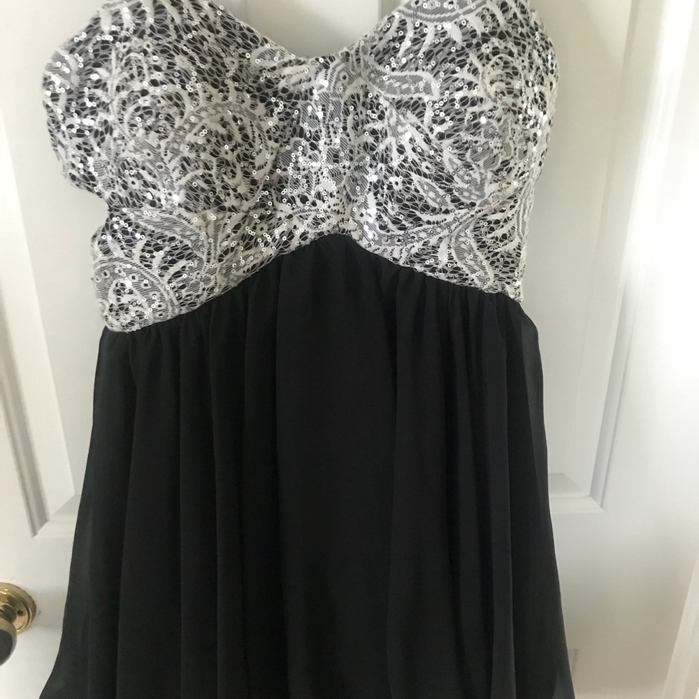 Black strapless homecoming dress